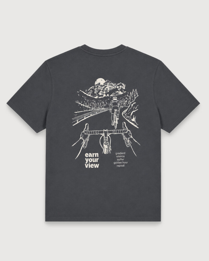 Earn Your View T-Shirt Grau – Rückseite mit MTB-Siebdruck – NAUFF Earn Your View T-Shirt Grau – Rückseite mit MTB-Siebdruck – NAUFF